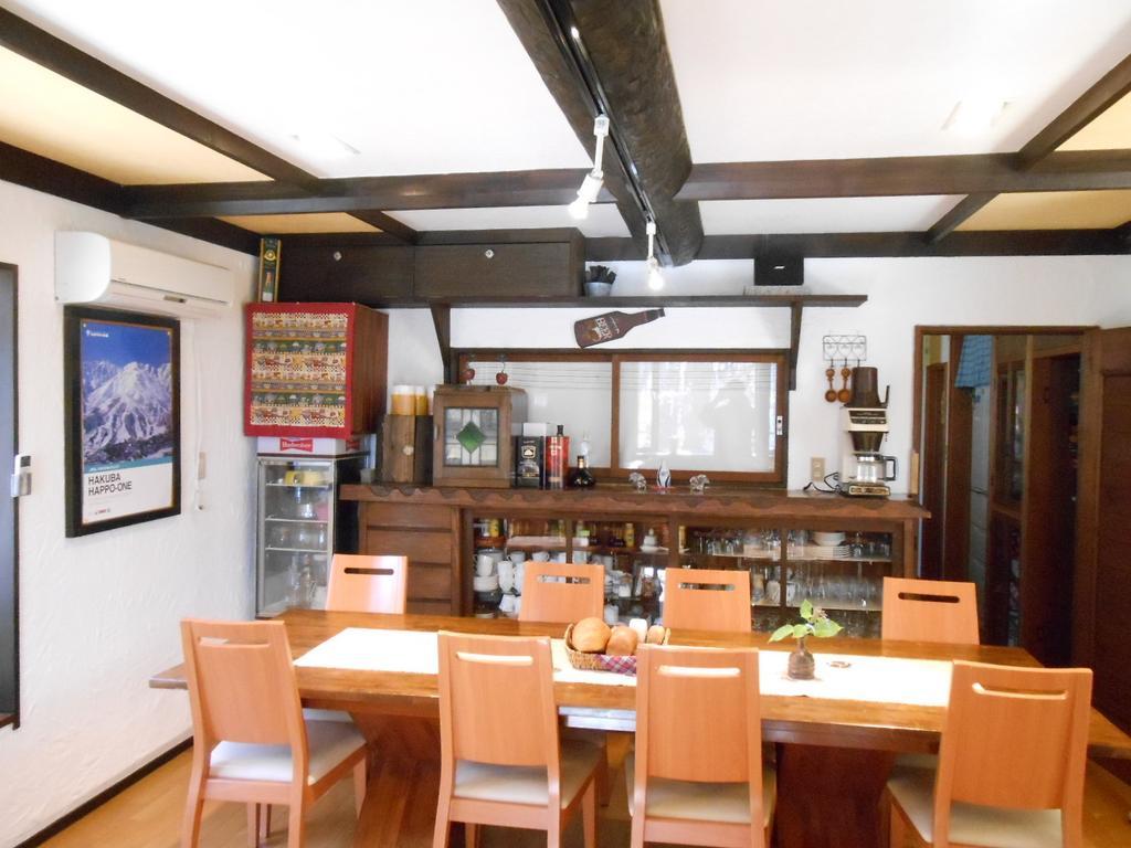 Pension Nugget Inn Hakuba Extérieur photo