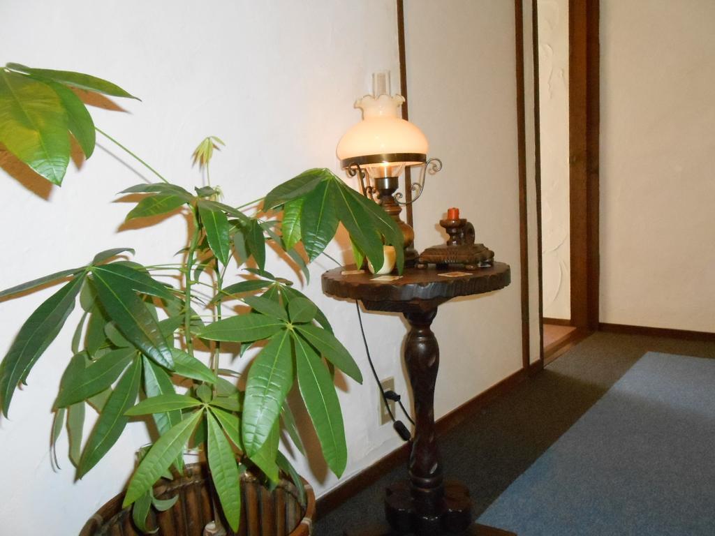 Pension Nugget Inn Hakuba Chambre photo