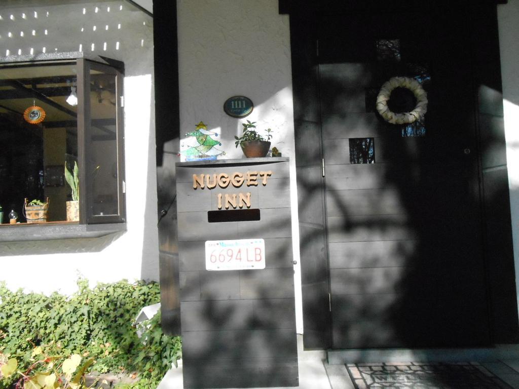 Pension Nugget Inn Hakuba Extérieur photo