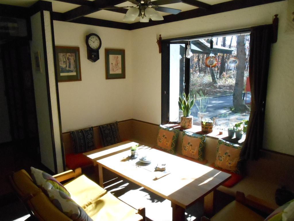 Pension Nugget Inn Hakuba Extérieur photo